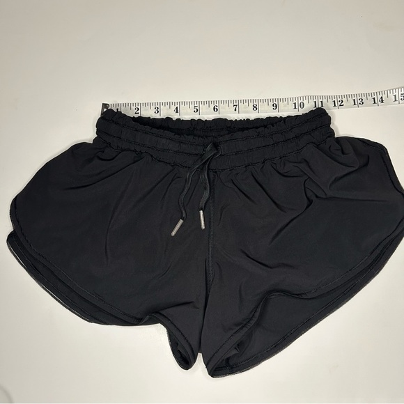 Lululemon shorts - Picture 3 of 4